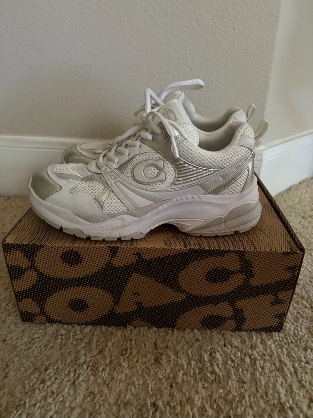 Coach Women's Silver and White Athletic Sneakers